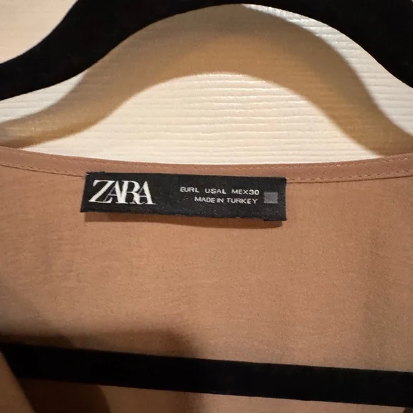 Zara jumpsuit - Picture 3 of 6